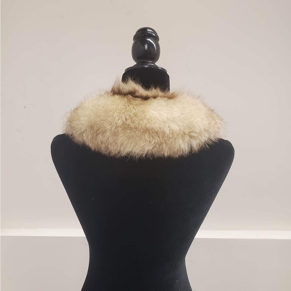 Real fur collar - Picture 2 of 4